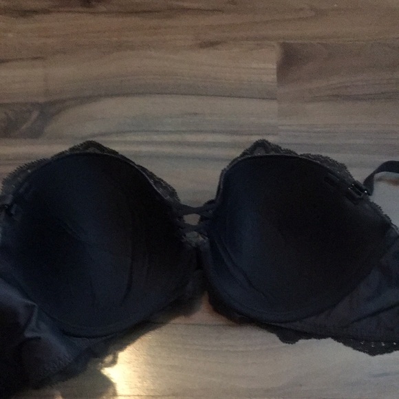 Black and Tan lace push up bra from La Senza - Picture 3 of 3